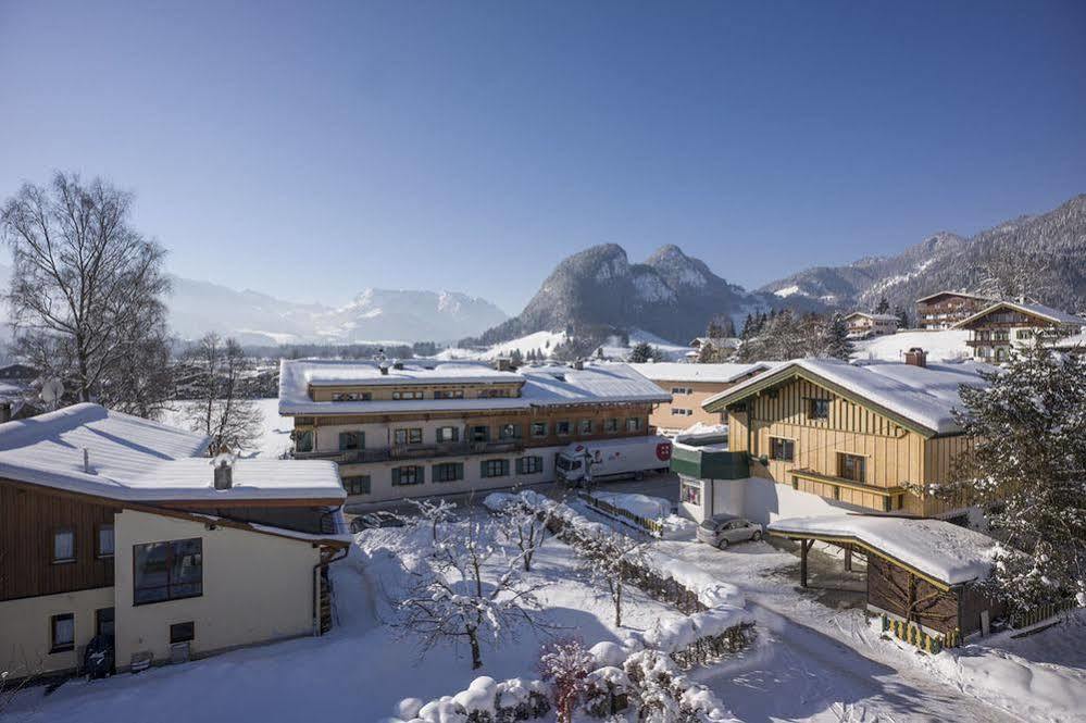 Gaestehaus Rottenspacher Kossen Exterior photo
